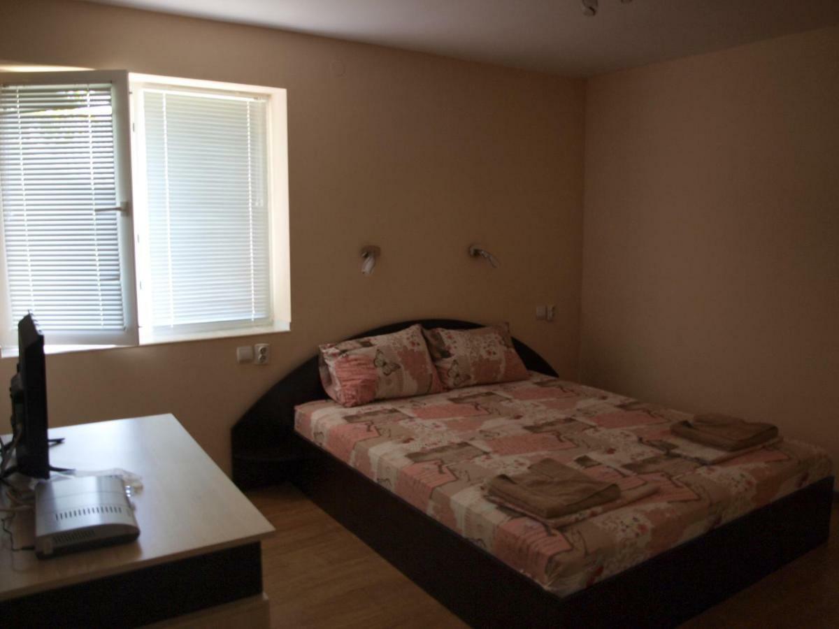 Nadya Holiday Home Krapets  Bagian luar foto